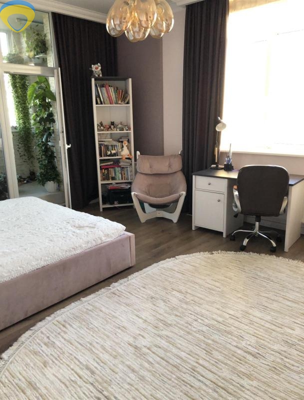 продажа трехкомнатной квартиры номер A-173420 в Приморском районе, фото номер 8
